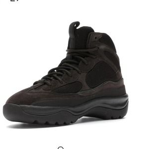 Yeezy Desert Boot Season 7 Oil in size 5 authentic